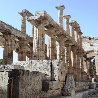 Past tense: archaeological routes in Cilento