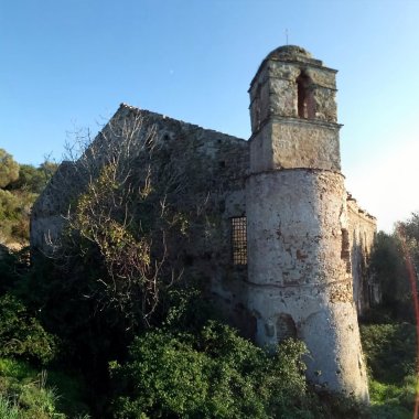 Where the Troezenians prayed: San Giovanni del Tresino