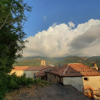 Novi Velia from the Greeks to the Barons